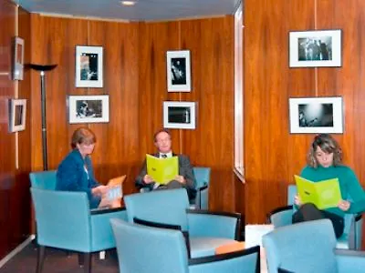 Mercure Etienne Parc De L'europe 4*