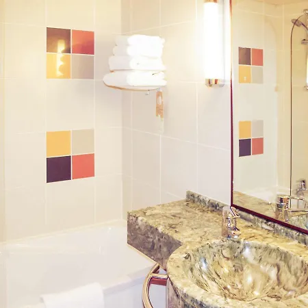 Hotel Mercure Etienne Parc De L'europe 4*