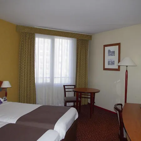 Mercure Etienne Parc De L'europe 4*