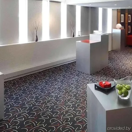 Hotel Mercure Etienne Parc De L'europe 4*