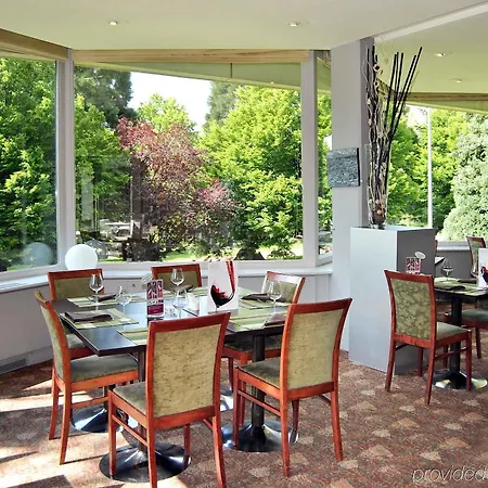 Mercure Etienne Parc De L'europe 호텔