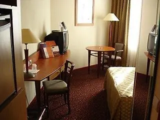 Mercure Etienne Parc De L'europe 호텔