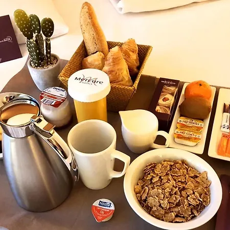 호텔 Mercure Etienne Parc De L'europe